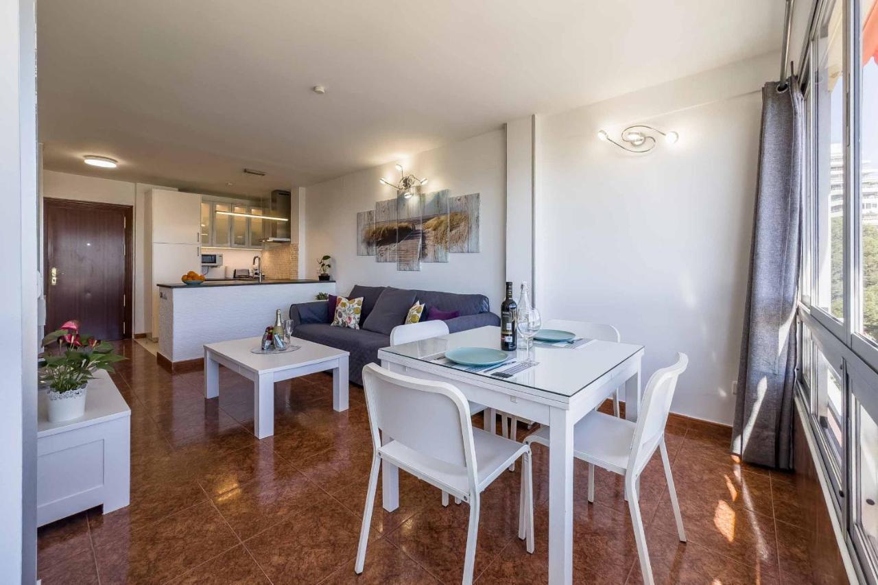 Apartamento Acogedor, Terraza, Piscina Y Mar Benalmádena Exteriör bild