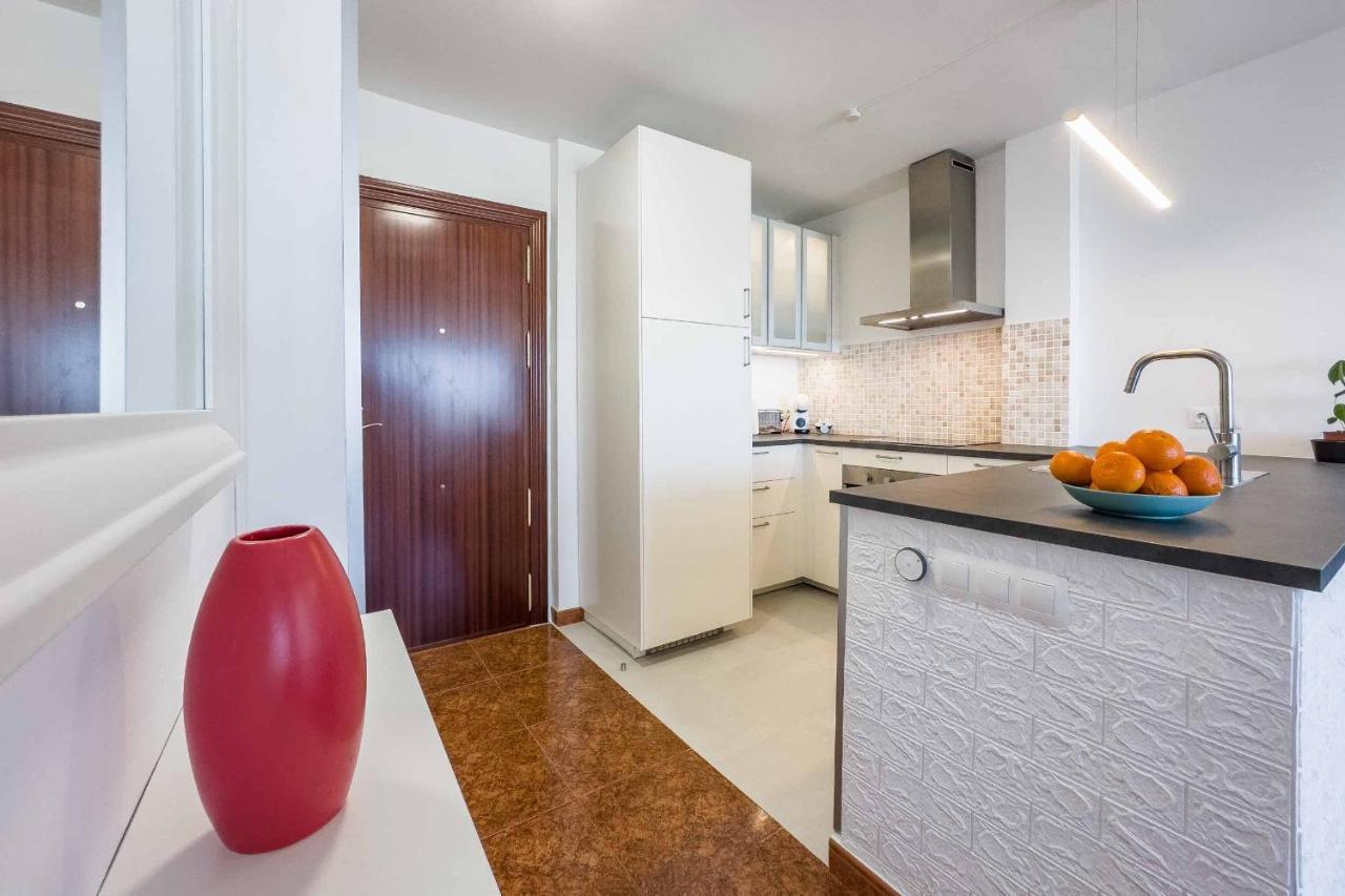 Apartamento Acogedor, Terraza, Piscina Y Mar Benalmádena Exteriör bild