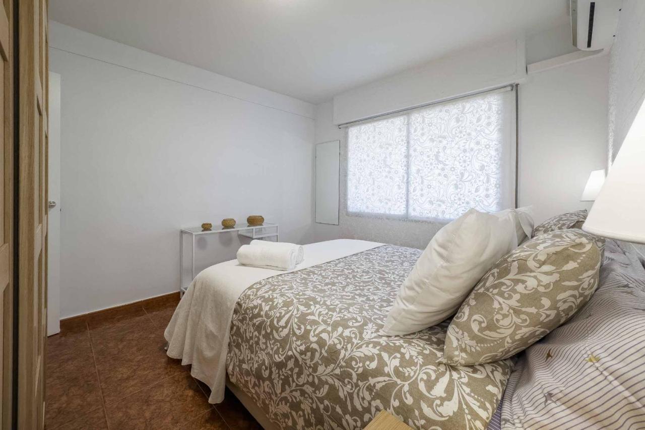 Apartamento Acogedor, Terraza, Piscina Y Mar Benalmádena Exteriör bild