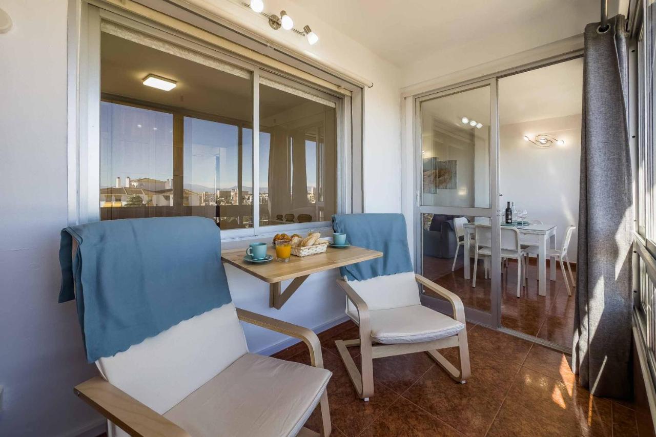 Apartamento Acogedor, Terraza, Piscina Y Mar Benalmádena Exteriör bild