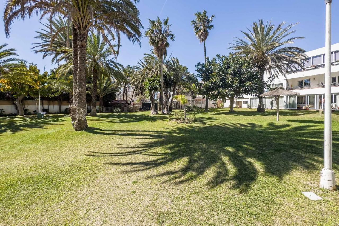 Apartamento Acogedor, Terraza, Piscina Y Mar Benalmádena Exteriör bild
